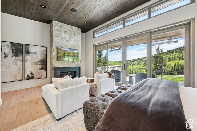 Photo 18 for MLS #2092528 at 323 White Pine Canyon Rd