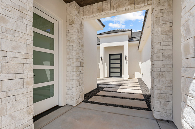Photo 6 for MLS #2092536 at 1762 S 920 West