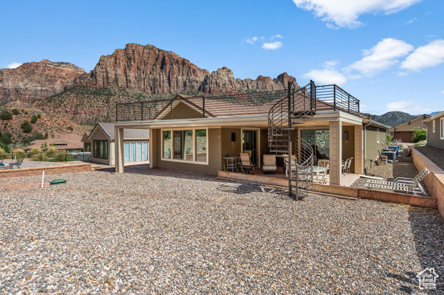 Photo 8 for MLS #2092538 at 130 Matilda Ln