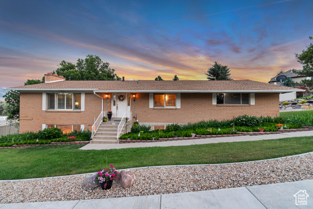 955 W CHARLOTTE DR, South Jordan UT 84095