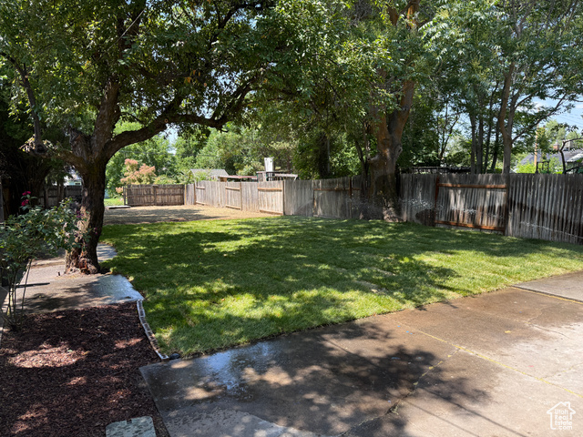 Photo 17 for MLS #2092557 at 2327 S Custer