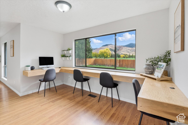 Photo 12 for MLS #2092565 at 130 Summit Dr