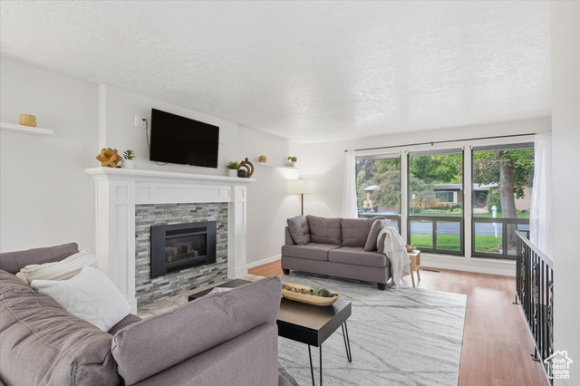 Photo 4 for MLS #2092565 at 130 Summit Dr