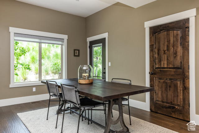 Photo 4 for MLS #2092589 at 1773 E Longview Dr