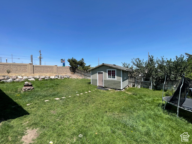 Photo 26 for MLS #2092680 at 5586 W Highwood Dr