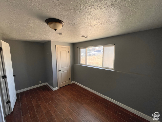 Photo 18 for MLS #2092680 at 5586 W Highwood Dr