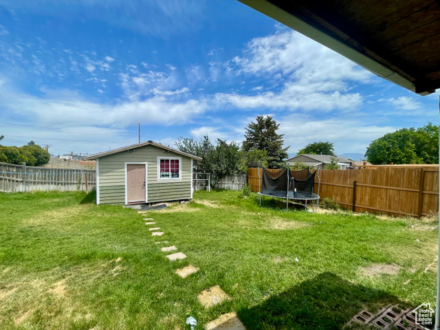Photo 27 for MLS #2092680 at 5586 W Highwood Dr