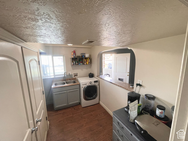Photo 13 for MLS #2092680 at 5586 W Highwood Dr