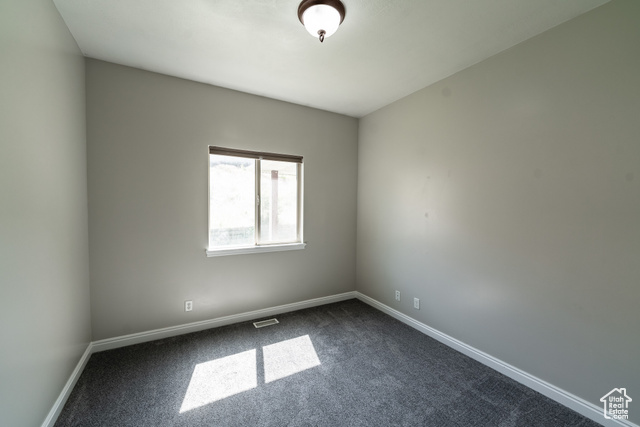 Photo 10 for MLS #2092689 at 271 E Eagle Ridge Dr