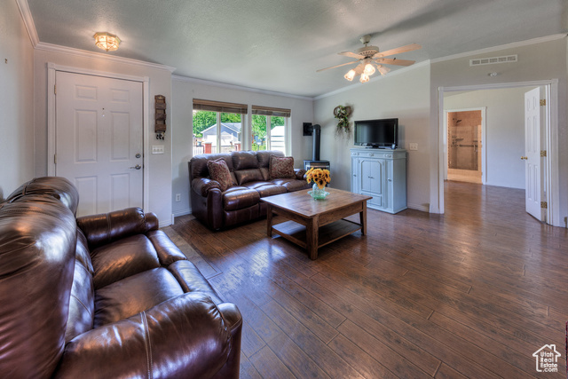 Photo 6 for MLS #2092760 at 466 W Wingate Ave