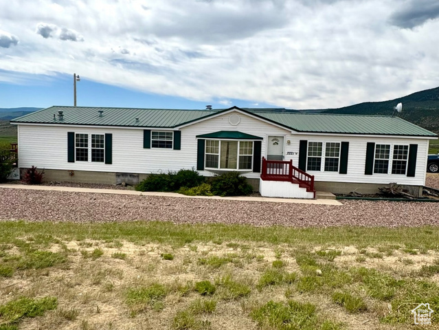 Photo 3 for MLS #2092771 at 2221 W Highway 43