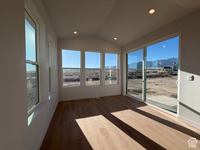Photo 8 for MLS #2092774 at 2959 N Kingbird Dr #613