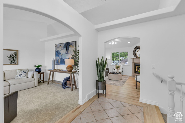 Photo 3 for MLS #2092810 at 318 E Ridge Dr