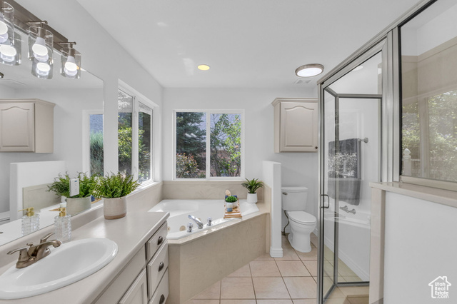 Photo 17 for MLS #2092810 at 318 E Ridge Dr