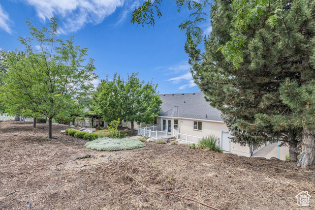Photo 35 for MLS #2092810 at 318 E Ridge Dr