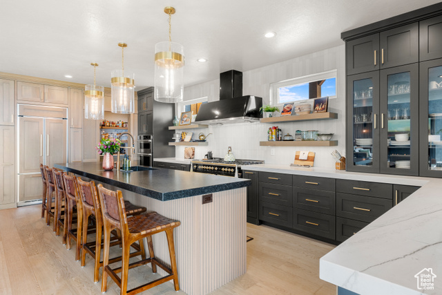 300 Madison Cir