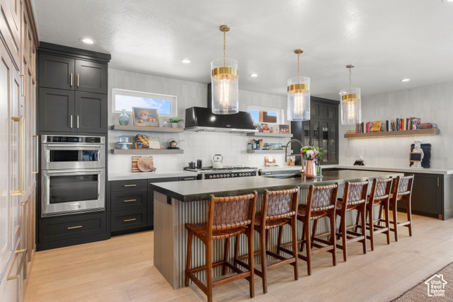 300 Madison Cir