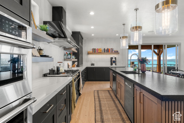 300 Madison Cir
