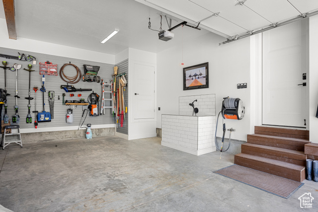 300 Madison Cir