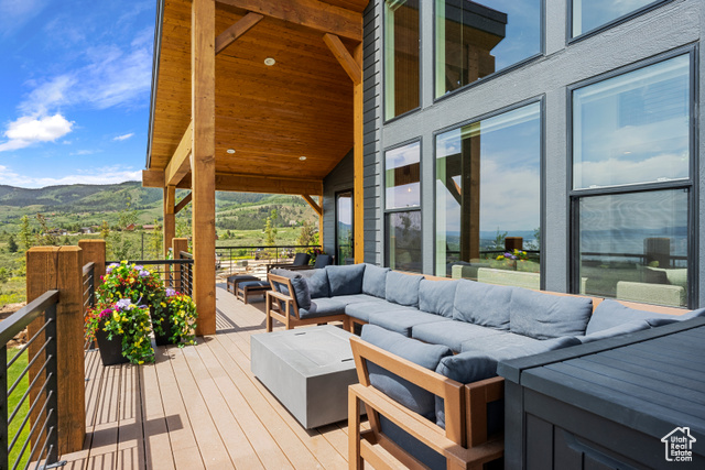 300 Madison Cir