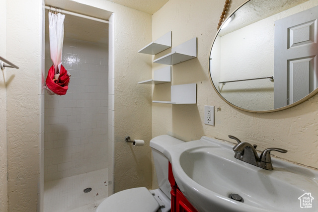 Photo 21 for MLS #2092848 at 3071 Quincy Ave