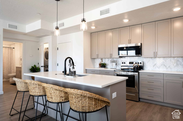 Photo 9 for MLS #2092858 at 875 W Akoya Pearl St #205
