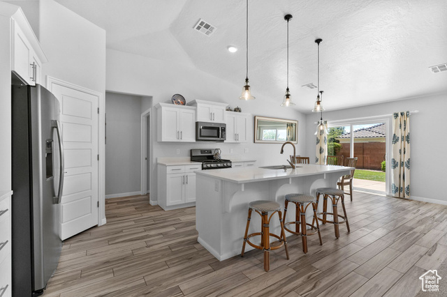 Photo 19 for MLS #2092879 at 902 E 3950 South