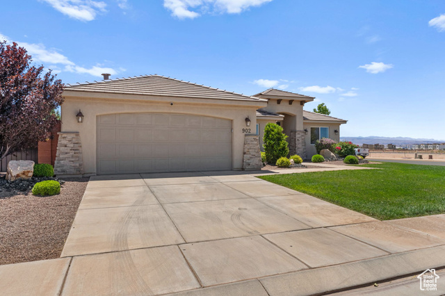 Photo 4 for MLS #2092879 at 902 E 3950 South