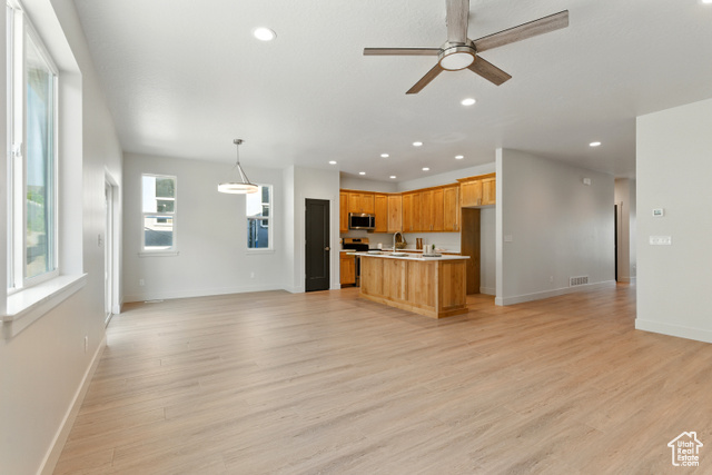 Photo 6 for MLS #2092896 at 6301 W Cape Ridge Ln