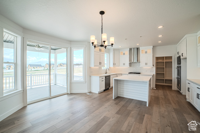 Photo 10 for MLS #2092908 at 1272 S Boxelder Dr