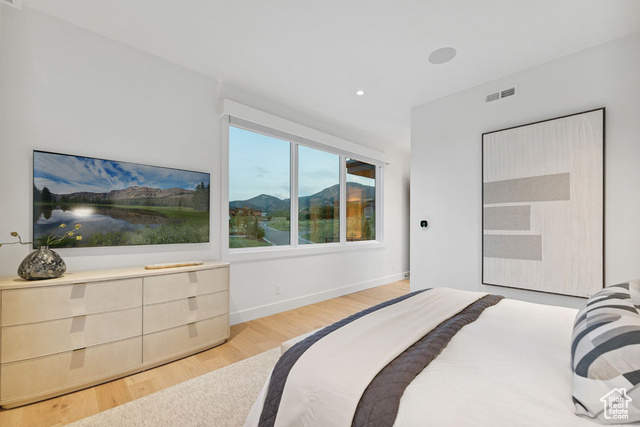 Photo 75 for MLS #2093025 at 1404 W Ursa Way