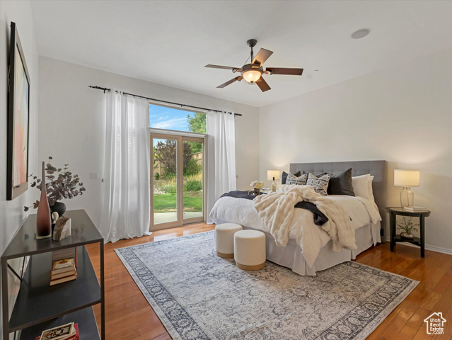 Photo 17 for MLS #2093027 at 1639 E Lone Oak Dr