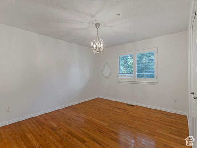Photo 20 for MLS #2093027 at 1639 E Lone Oak Dr