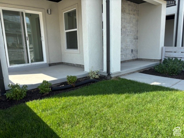 Photo 3 for MLS #2093042 at 924 W Coalburn Way #8-26