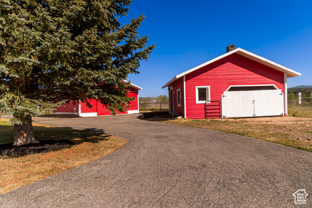 Photo 14 for MLS #2093057 at 266 W Old Ranch Rd