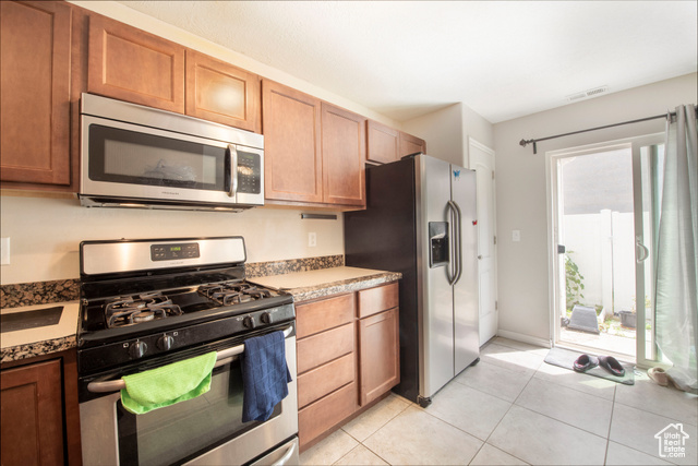 Photo 3 for MLS #2093076 at 3408 S Carrick Dr