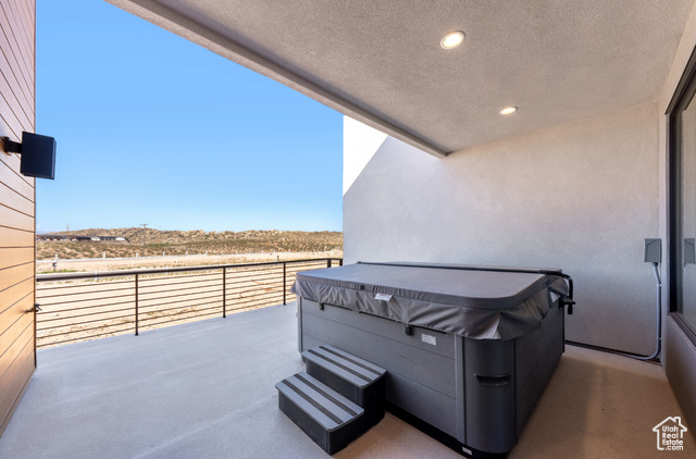 Photo 13 for MLS #2093089 at 1362 N Sonrisa St #82