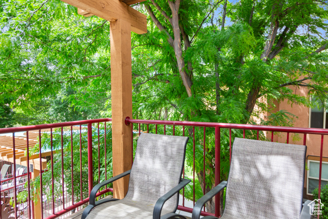 Photo 16 for MLS #2093091 at 212 100 West 200 #212