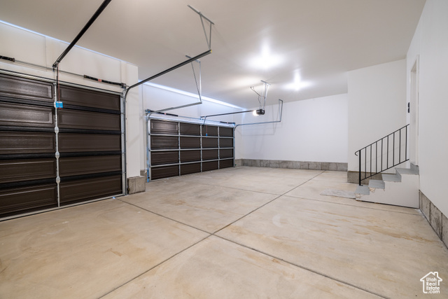 Photo 39 for MLS #2093100 at 335 E Ventura Blvd