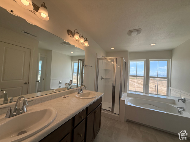 Photo 8 for MLS #2093102 at 6927 W South Jordan Pkwy