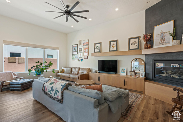 Photo 5 for MLS #2093112 at 3214 S Red Sands Way