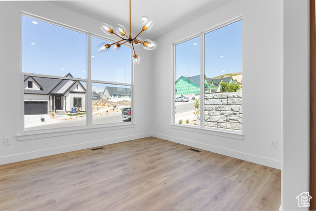 Photo 9 for MLS #2093116 at 4287 N Maple Hollow Dr #116