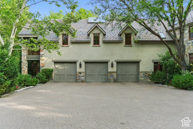 Photo 106 for MLS #2093122 at 6033 S 2300 East