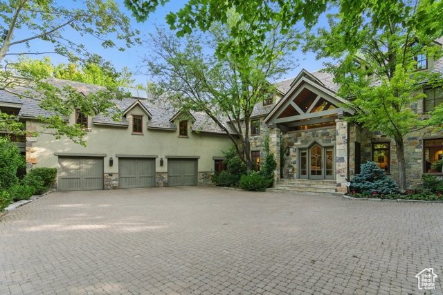 Photo 105 for MLS #2093122 at 6033 S 2300 East