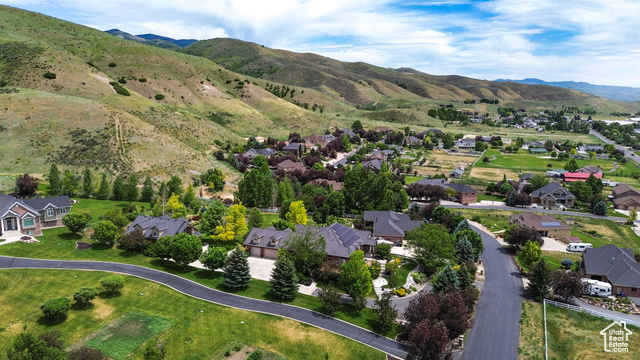Photo 9 for MLS #2093131 at 3990 Summer Ridge Rd