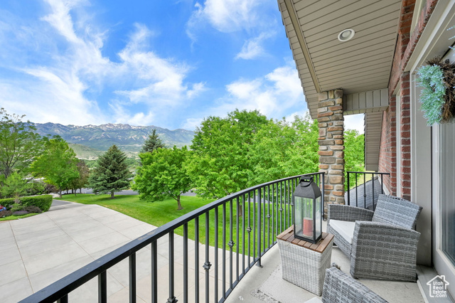 Photo 81 for MLS #2093131 at 3990 Summer Ridge Rd