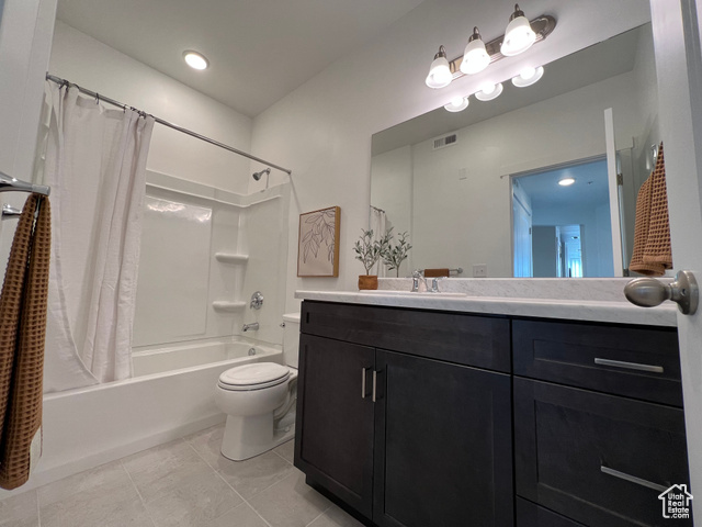 Photo 12 for MLS #2093149 at 8333 S Iris Lumi Ln #Q202