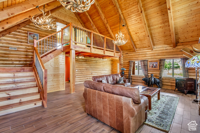 Photo 10 for MLS #2093158 at 366 E Valley Dr