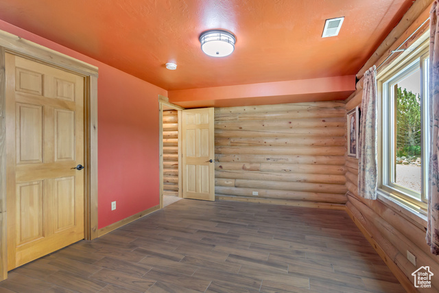 Photo 29 for MLS #2093158 at 366 E Valley Dr