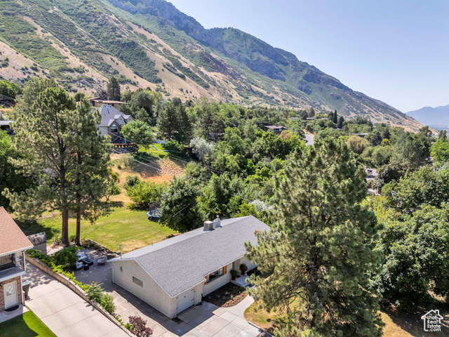 Photo 51 for MLS #2093165 at 2040 N Oakcrest Ter